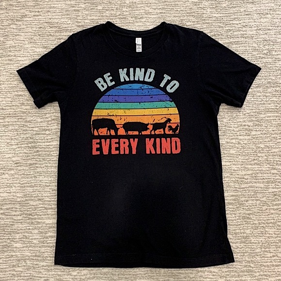 BELLA CANVAS Cotton Short Sleeve Crewneck Rainbow Be Kind Animal Tee Women’s M - Picture 9 of 9
